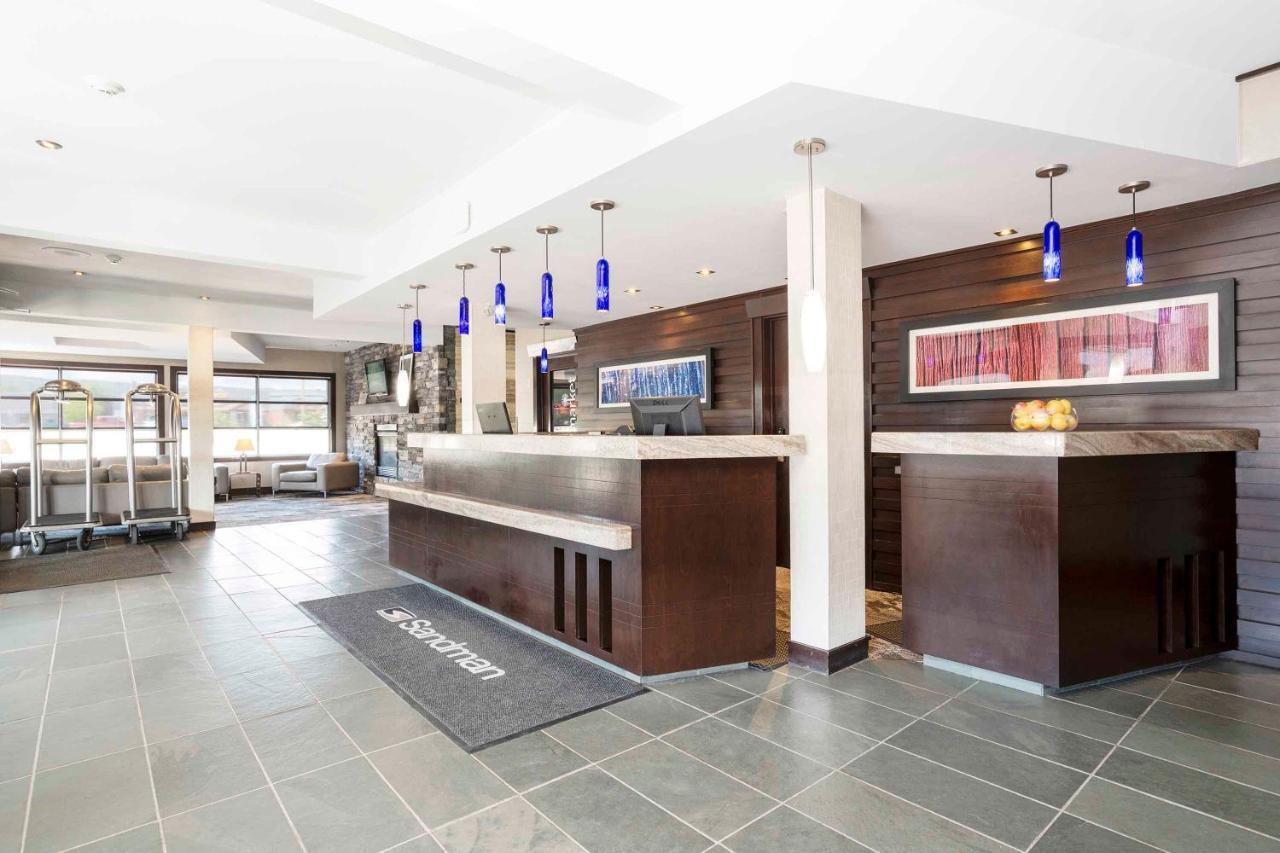 Sandman Hotel & Suites Prince George Exterior foto