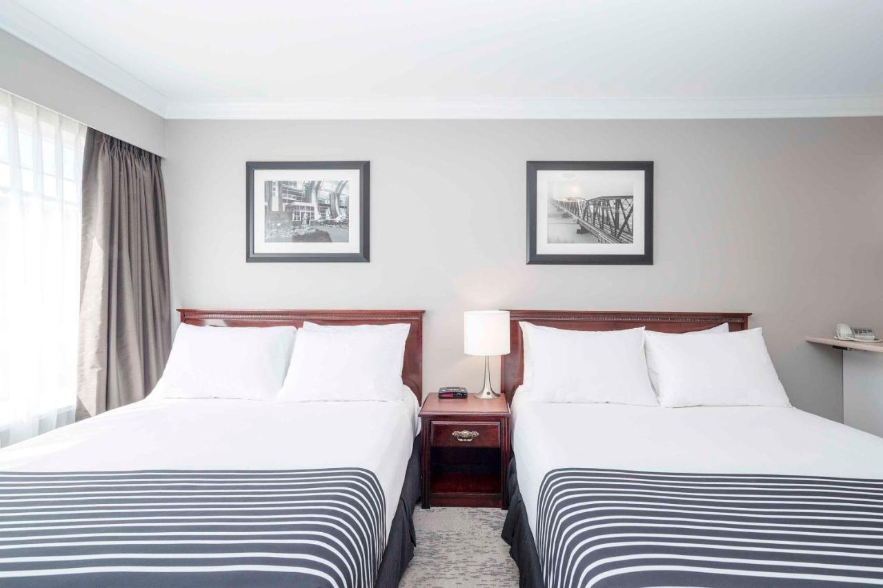 Sandman Hotel & Suites Prince George Exterior foto